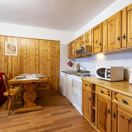 Andossi By Interhome מאדסימו